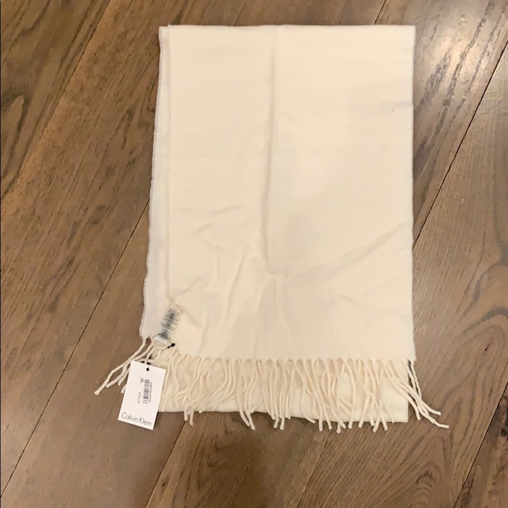 Calvin Klein scarf
